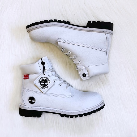 Timberland Boys Premium 6 Inch Waterproof White Helcor Boots - Picture 6 of 10